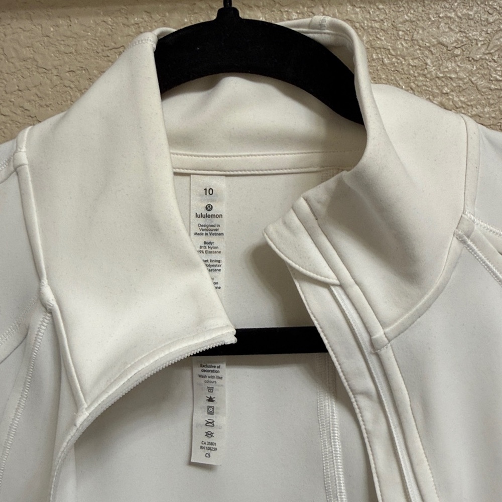 Lululemon Define Jacket - image 3